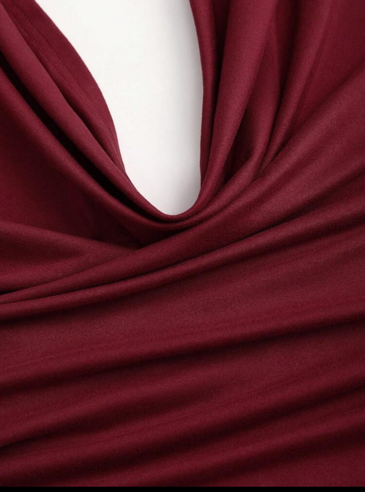 Sweetra Scoop Neck
Backless Halter Crop Top