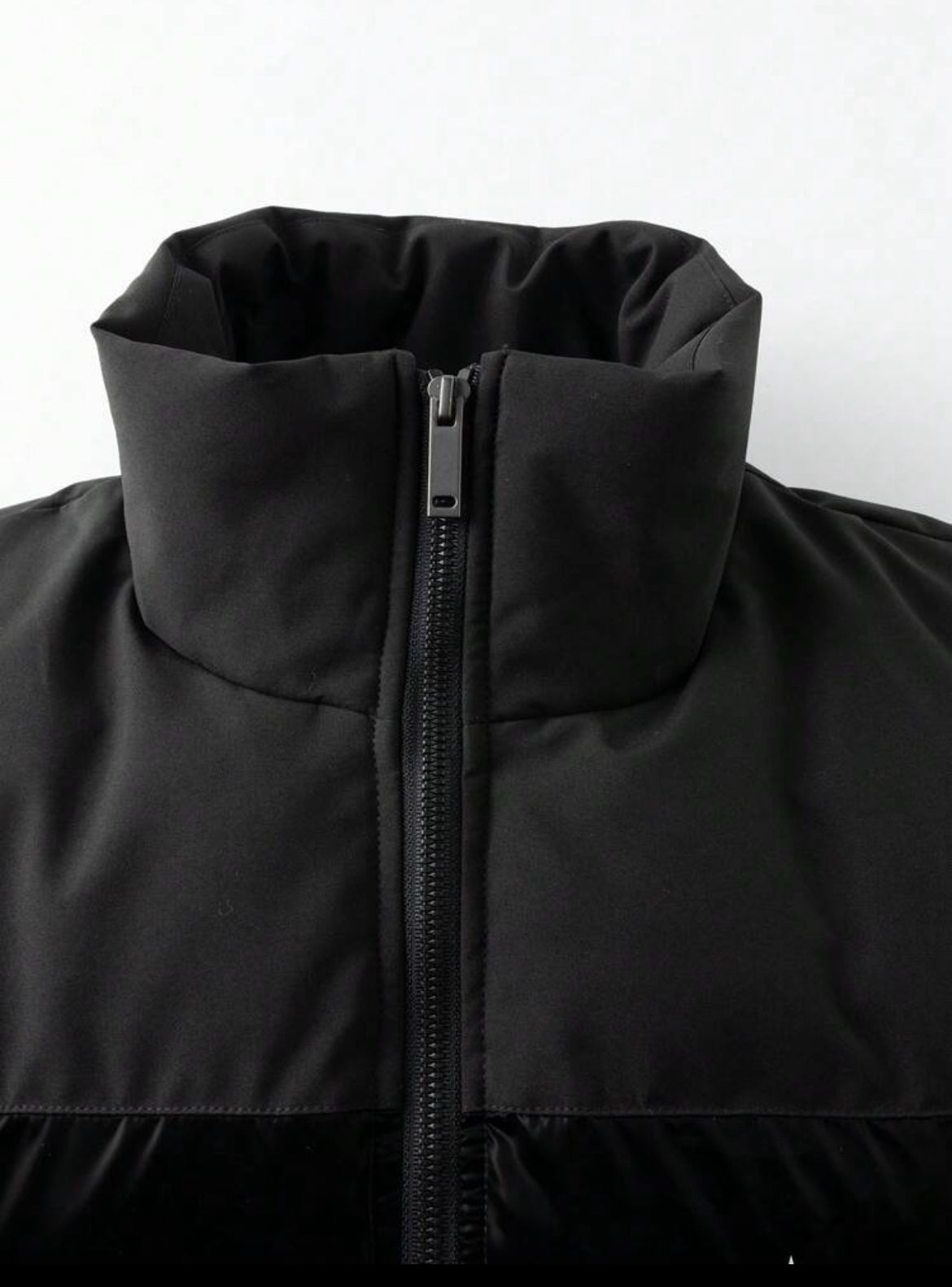 Manfinity EMRG Men’s Color Block Cross Print Padded Winter Coat