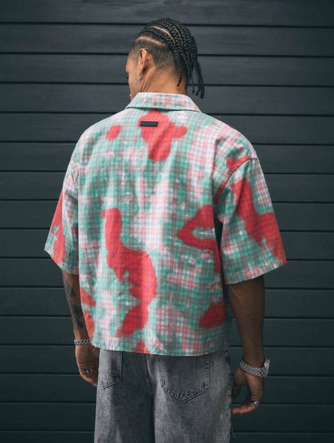 AXEPEAK Men’s Loose Fit Plaid Cropped Shirt