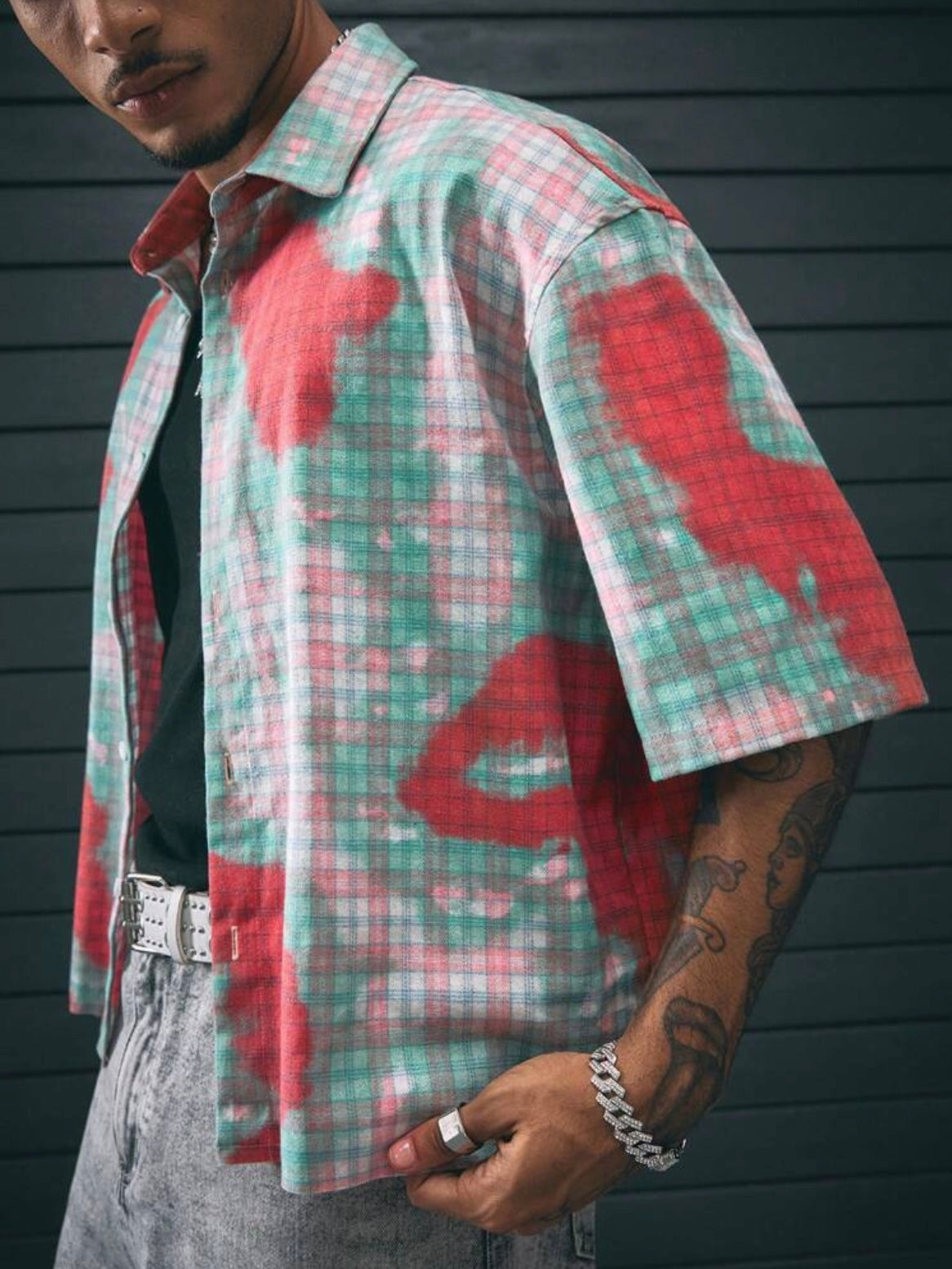 AXEPEAK Men’s Loose Fit Plaid Cropped Shirt