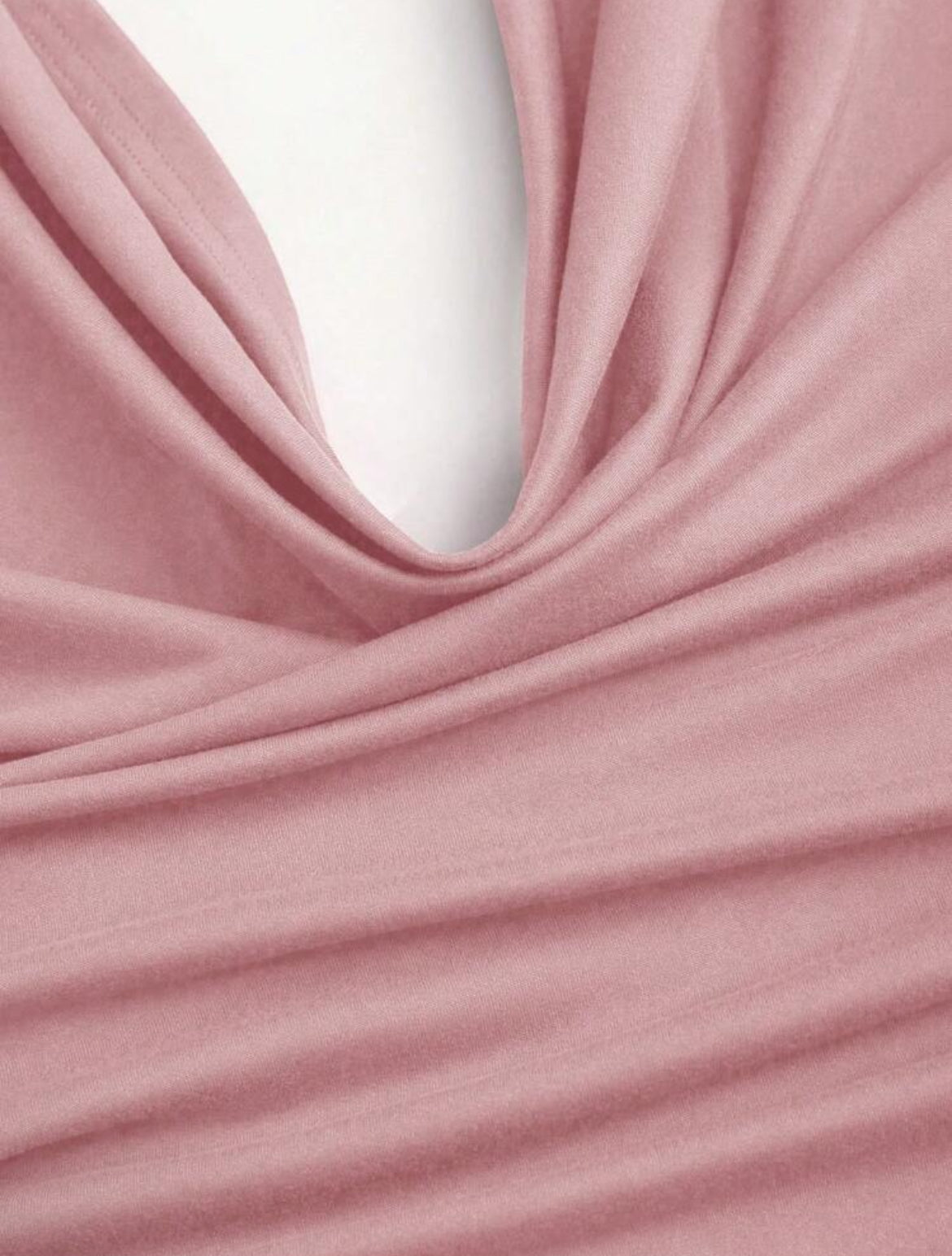 Sweetra Scoop Neck
Backless Halter Crop Top