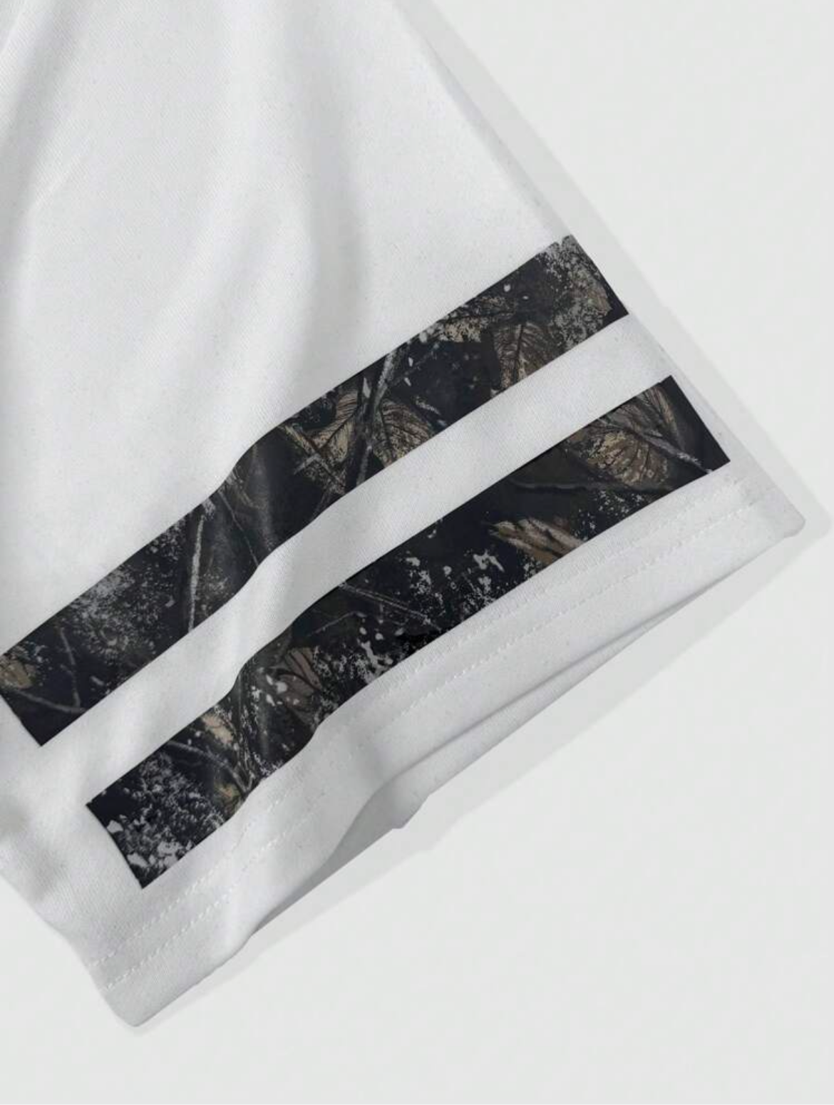 Manfinity Short-Sleeved T-Shirt And Drawstring Waist Shorts Streets
