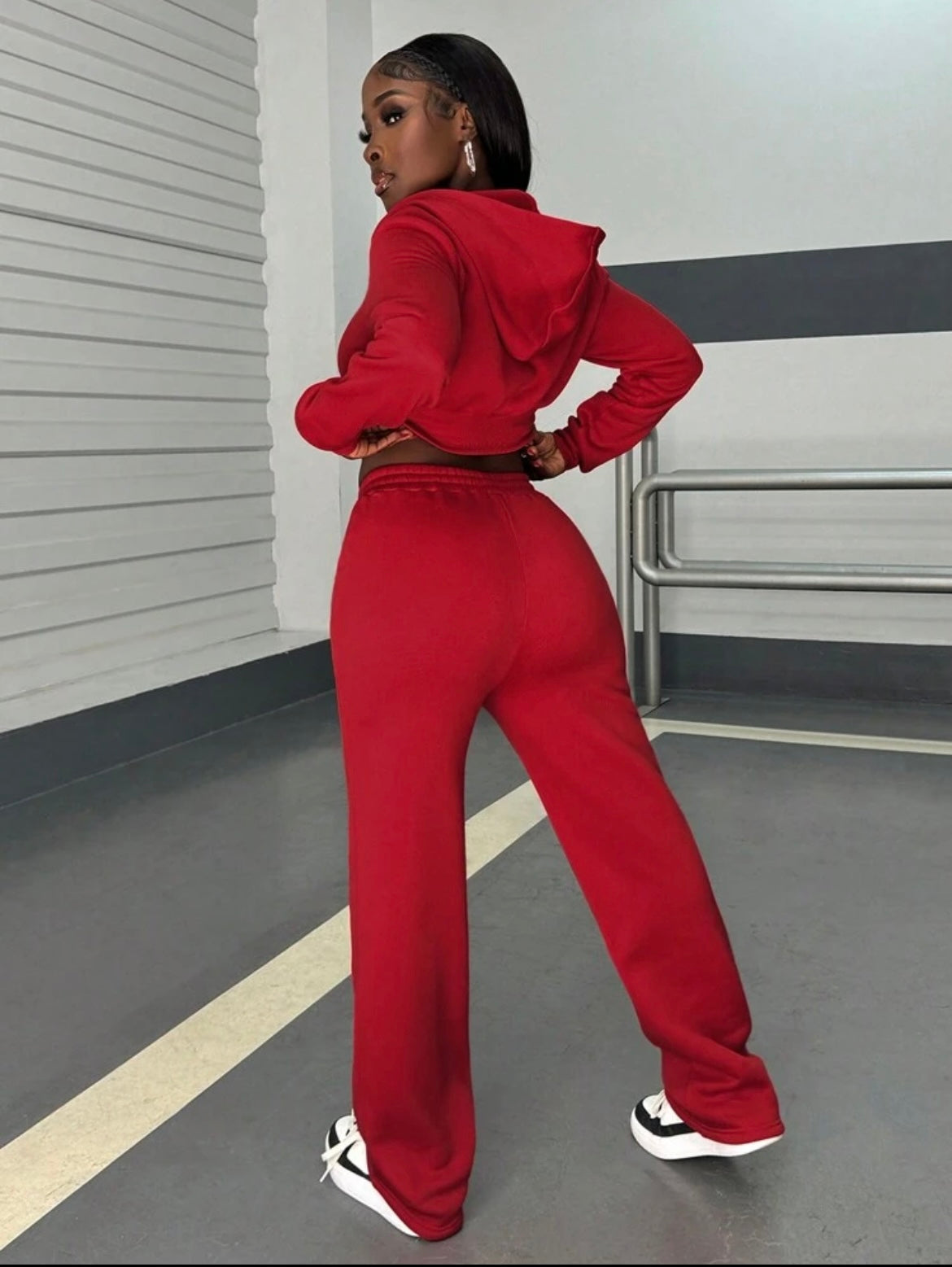 Hooded Crop Top And Sweatpants Outfit