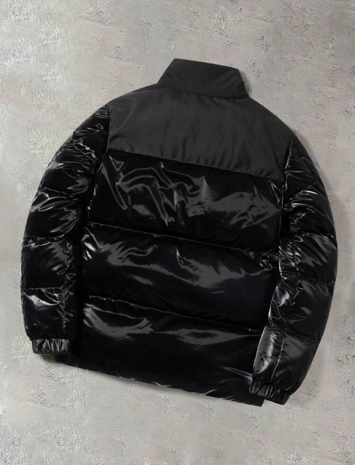 Manfinity EMRG Men’s Color Block Cross Print Padded Winter Coat