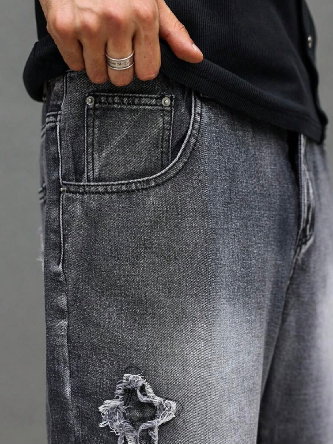 Loose Fit Jeans